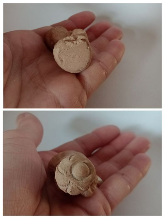 Нецкэ "Старик с бандурой" Глина.СССР.4,5 см.