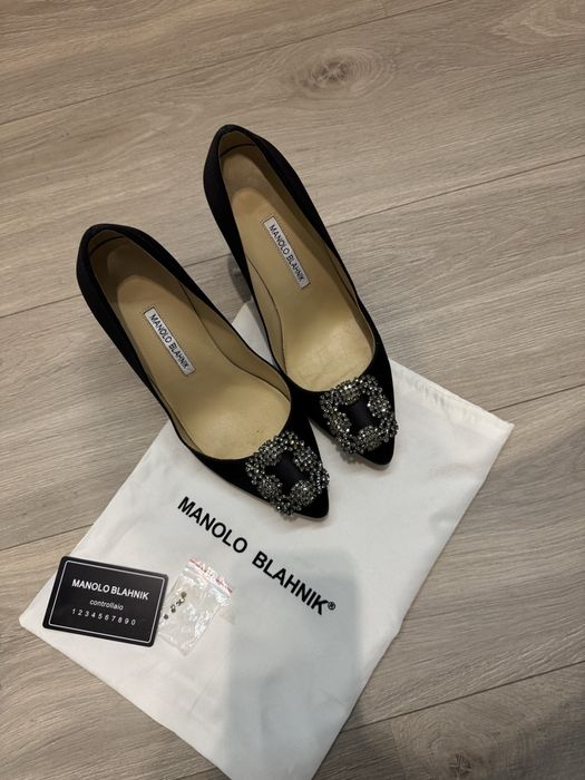 Manolo BLAHNIK 41