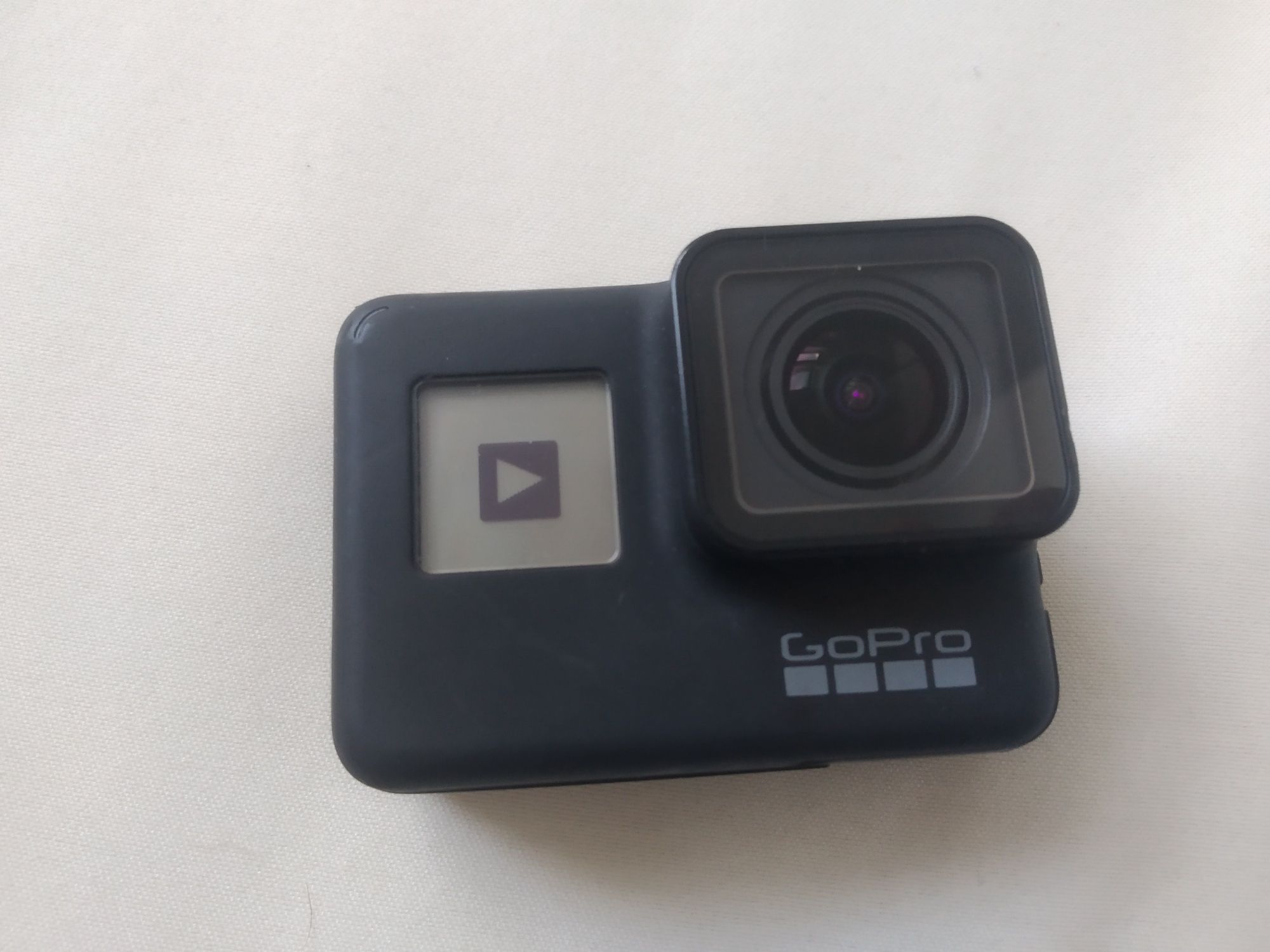 GoPro 7 black + karta pameci