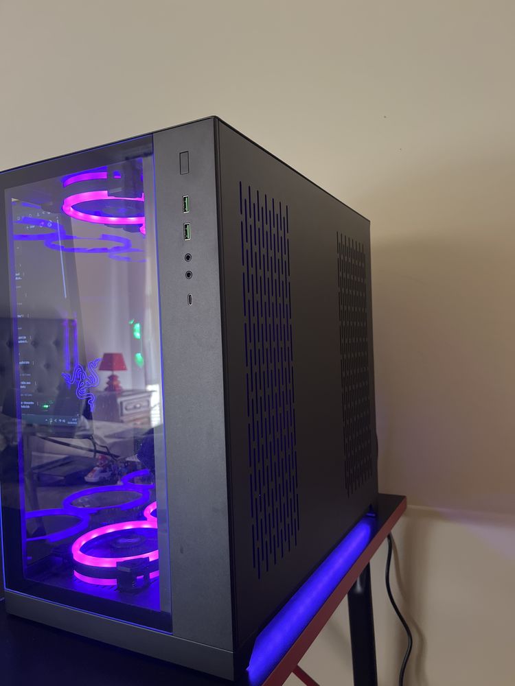 Gabinete Lian li RAZER