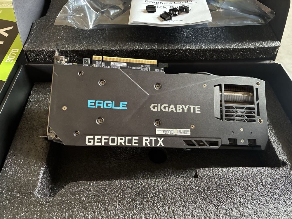 Gigabyte GeForce RTX 3070 EAGLE OC 8GB GDDR6