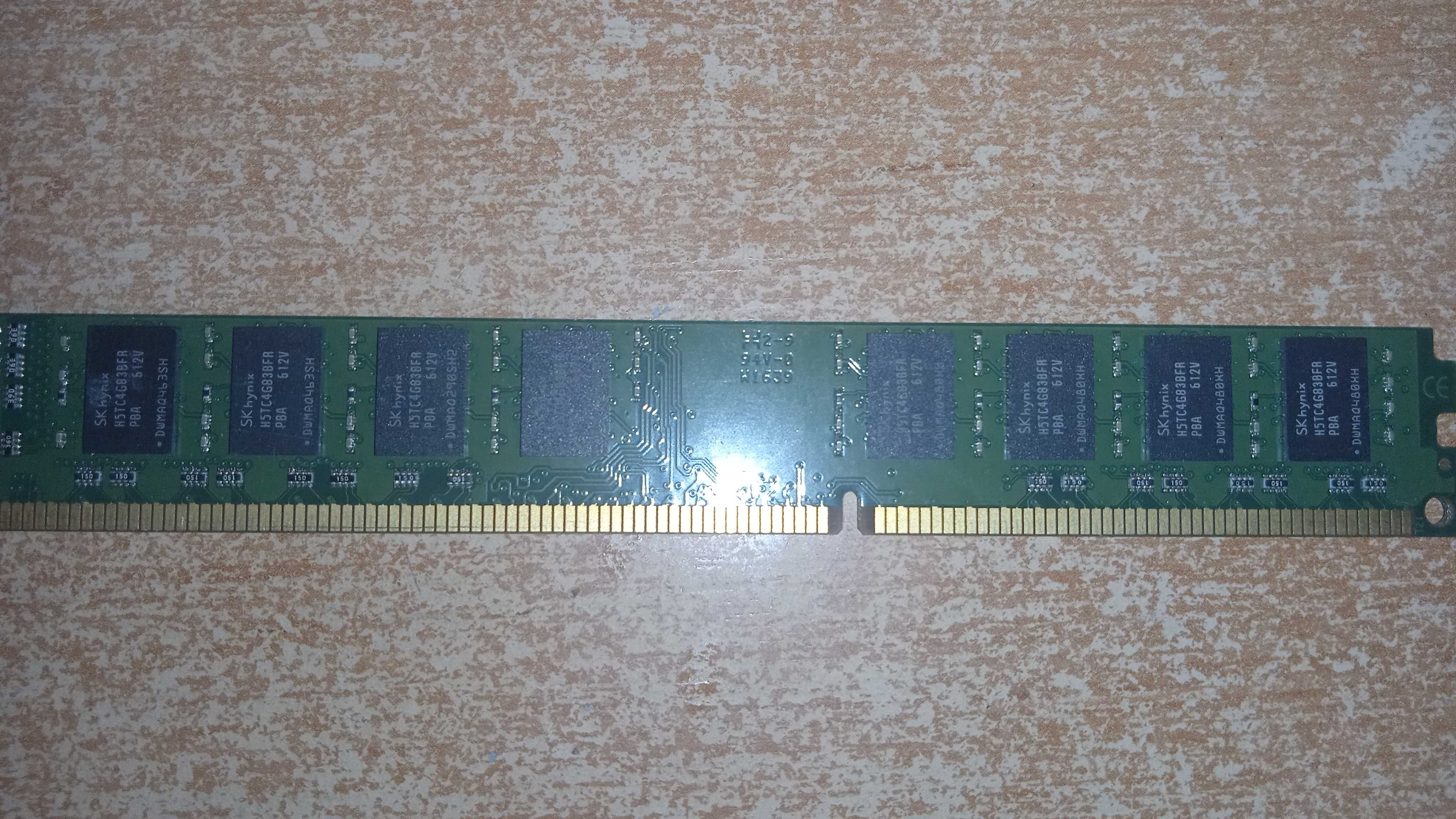 Оперативна пам'ять ddr3 8Gb ( 1 планка на 8Gb ) 1600Mhz