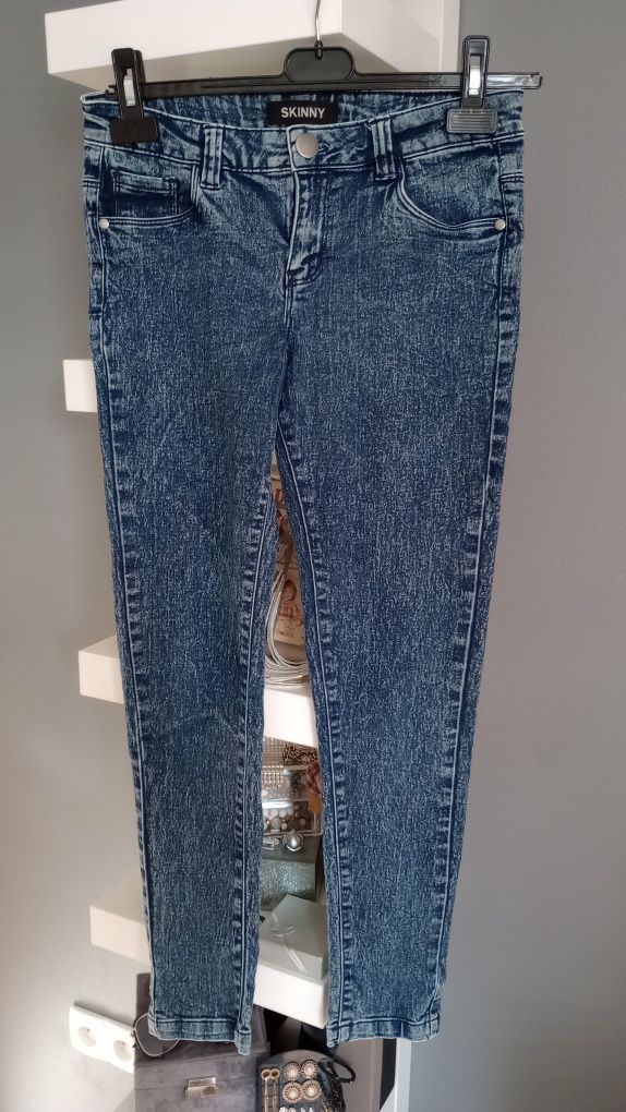 Spodnie skinny r xs