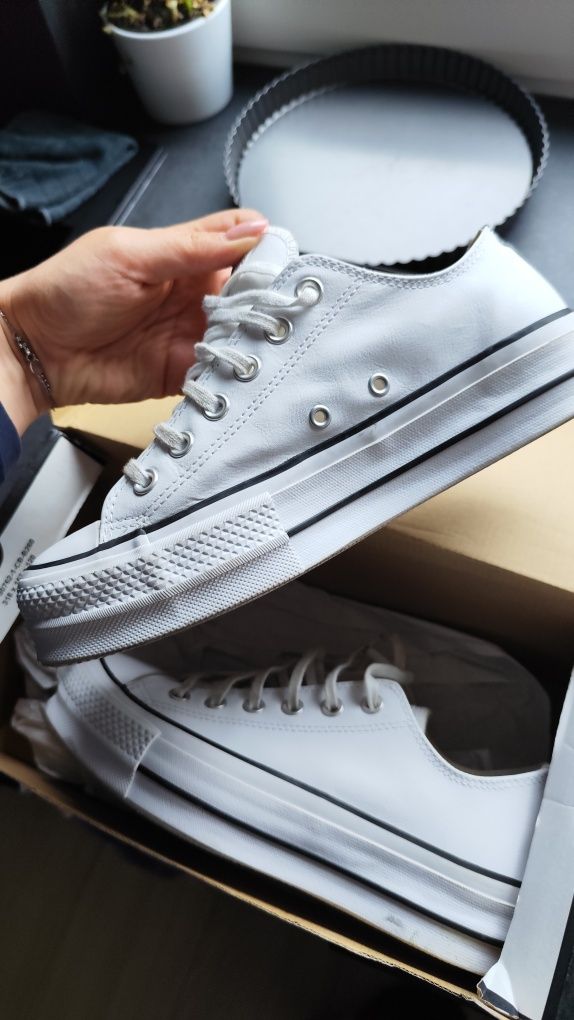 Converse białe skórzane na platformie jak nowe