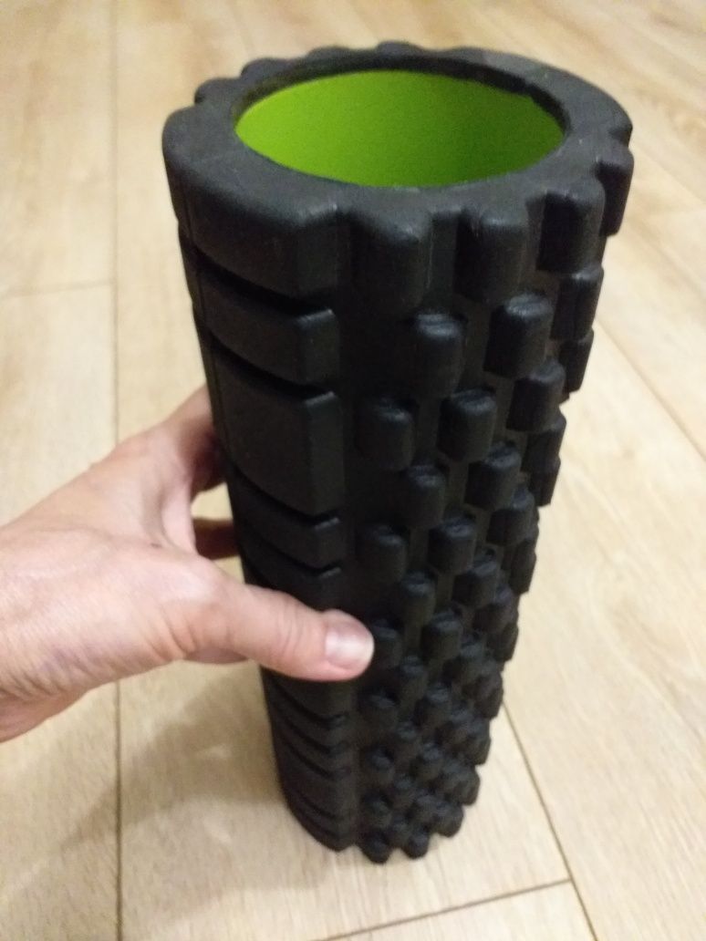 Массажный ролик (или фитнес-роллер) Power System Fitness Foam Roller