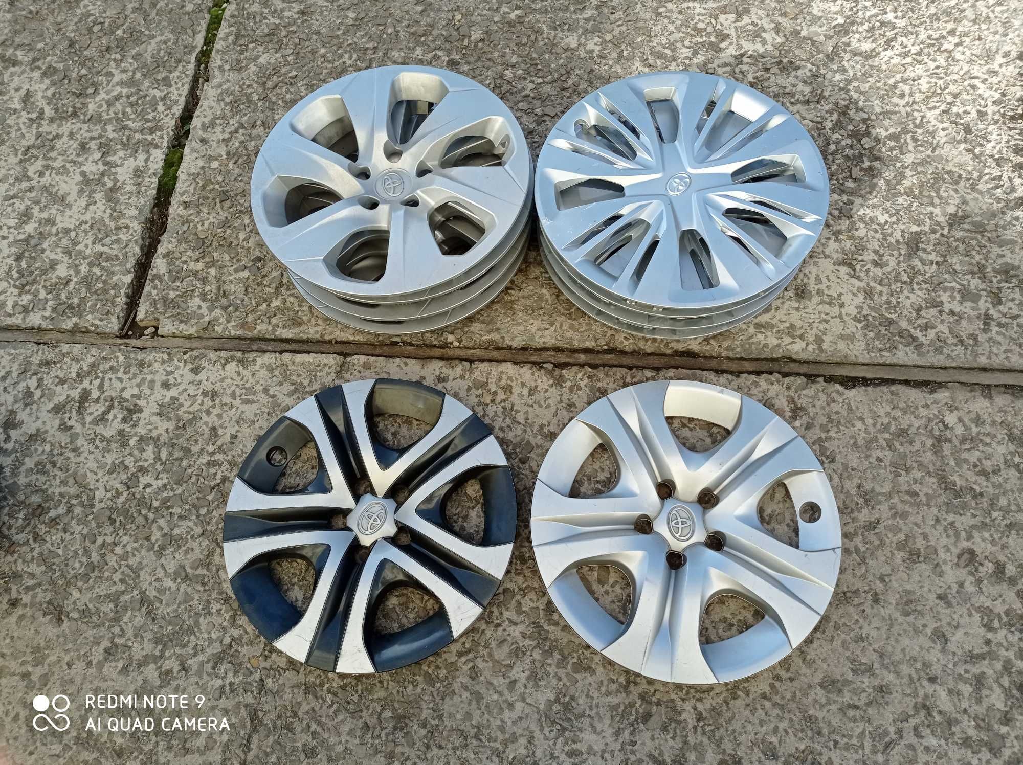 Ковпаки 14-17 Toyota Auris Corolla Yaris CAMRY Prius Rav4 оригінал