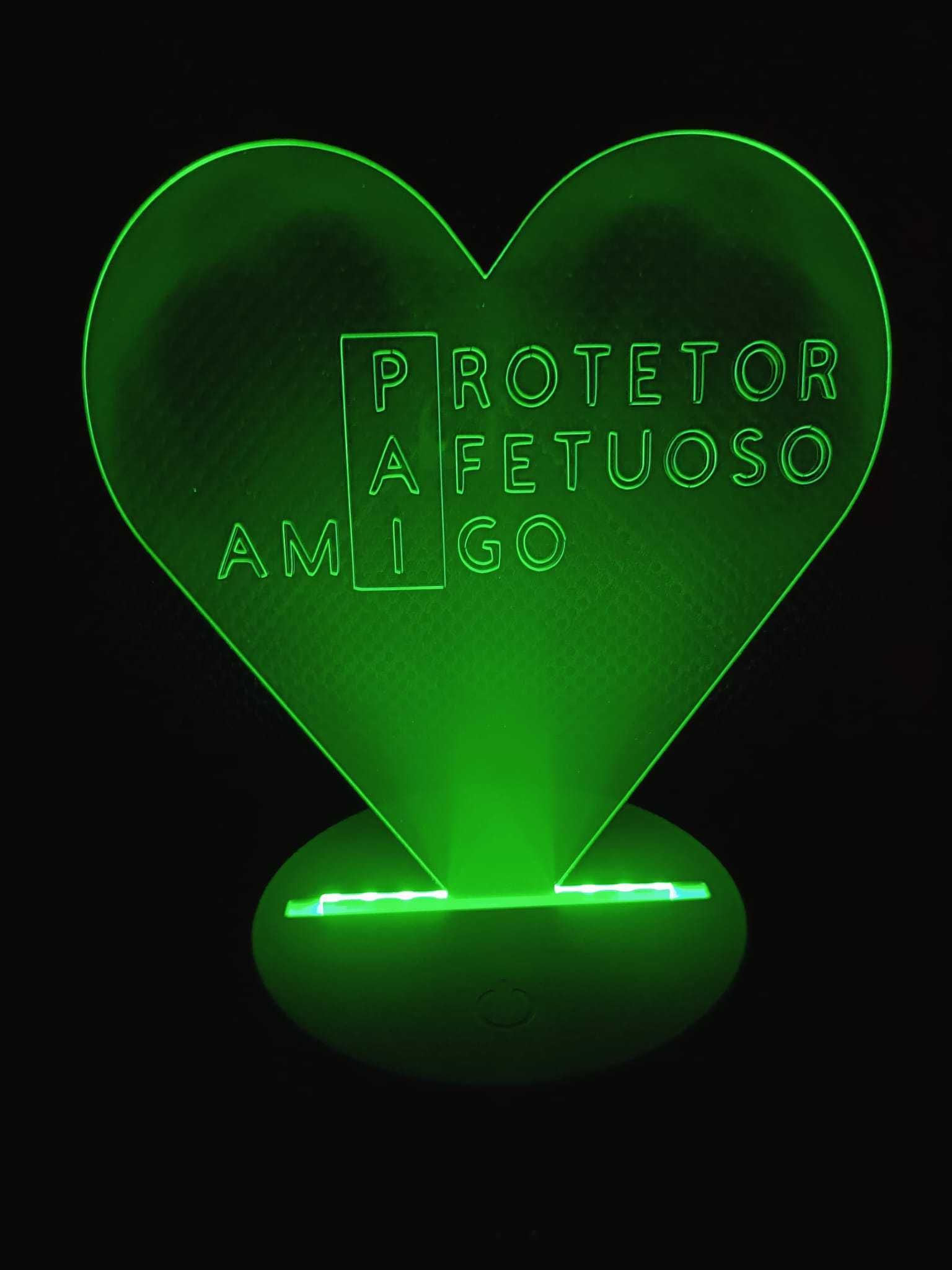 Acrílicos LED Personalizados – Iluminação Exclusiva para Seu Espaço
