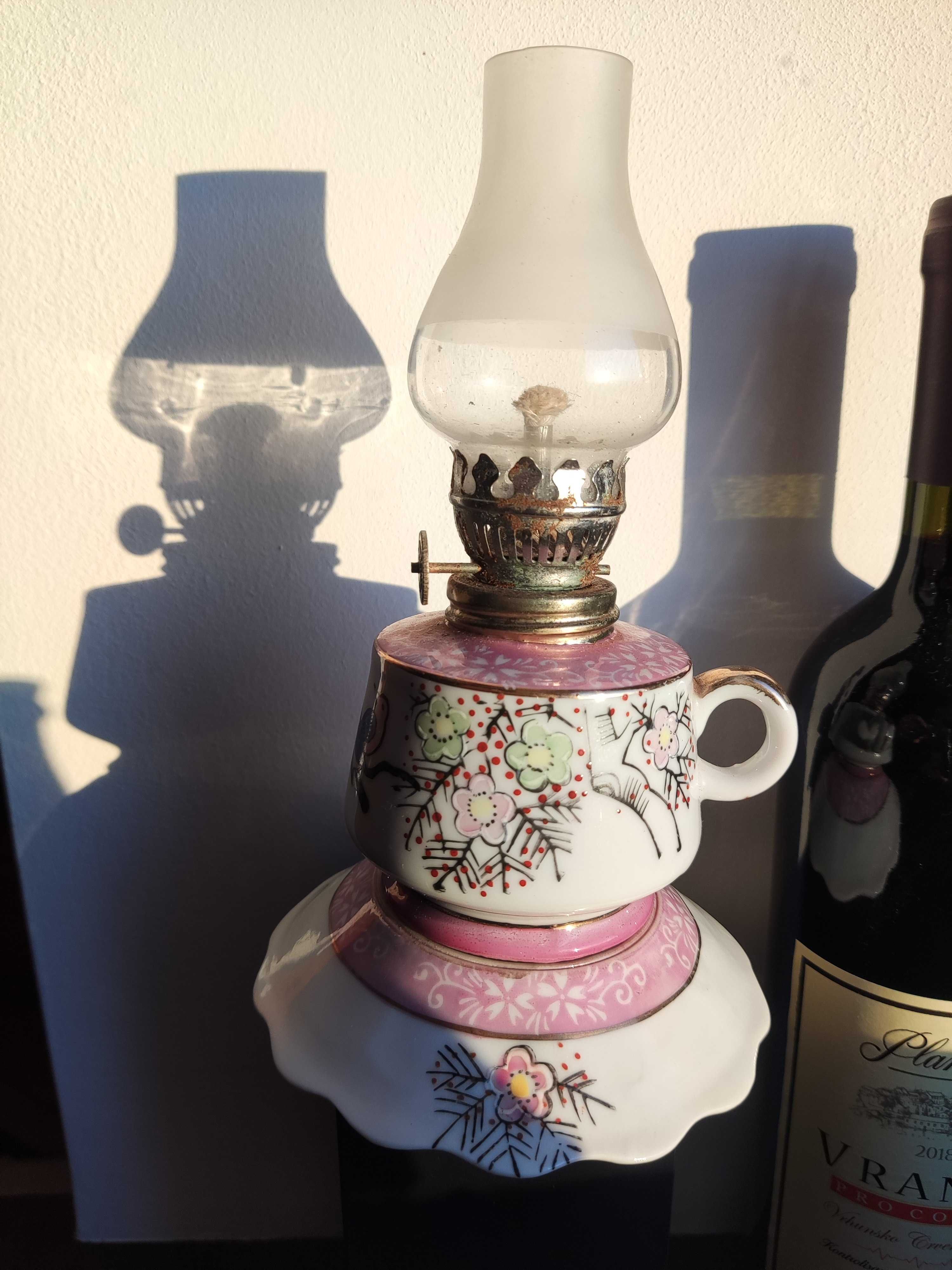 Kolekcjonerska porcelanowa mini lampka naftowa n8