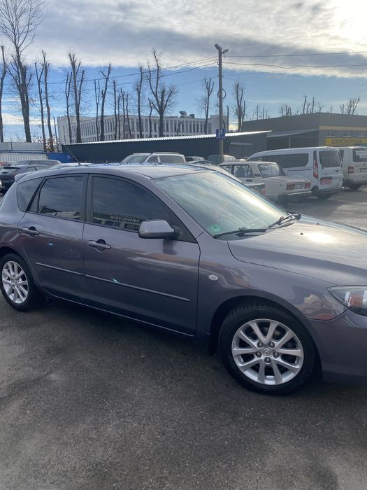 Продам мазду 3 автомат