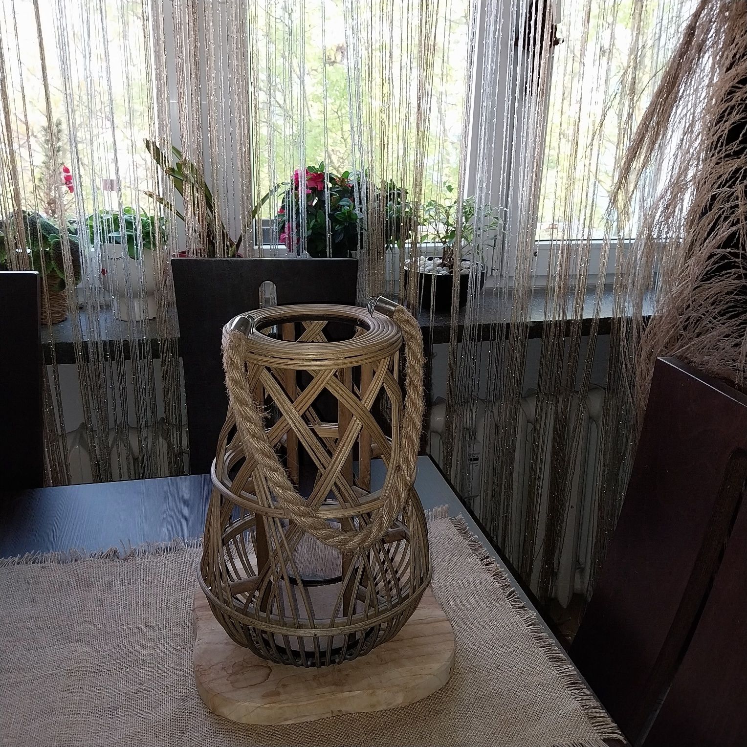 Latarenka bambusowa