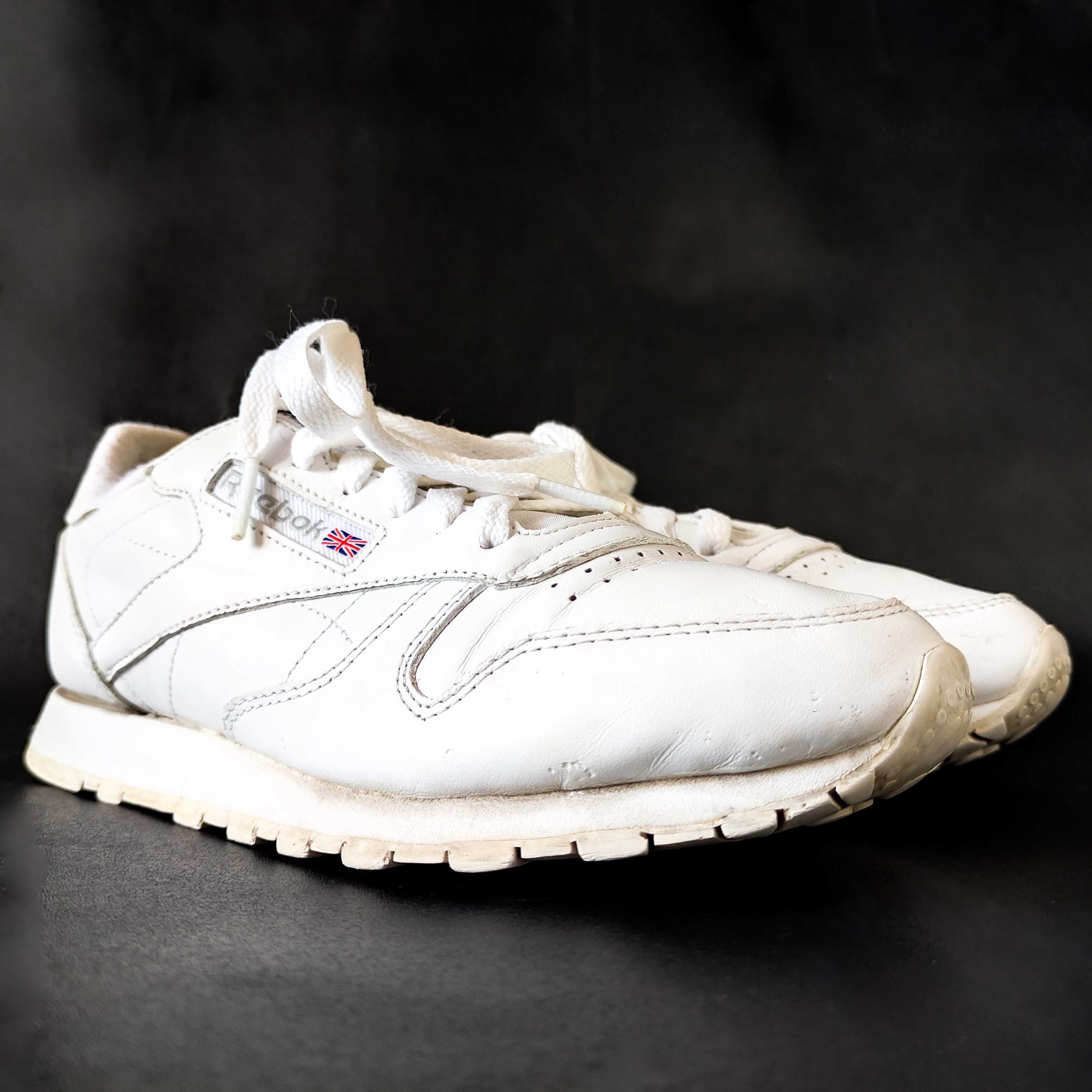 Белые кроссовки reebok. классика. оригинал, натуральная кожа