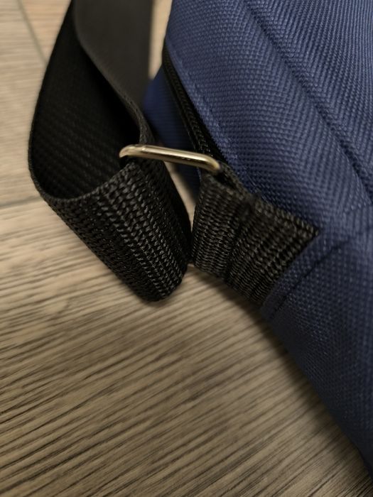 Сумка 15"6 пом'якшена утеплена під ноутбук 40см Nike