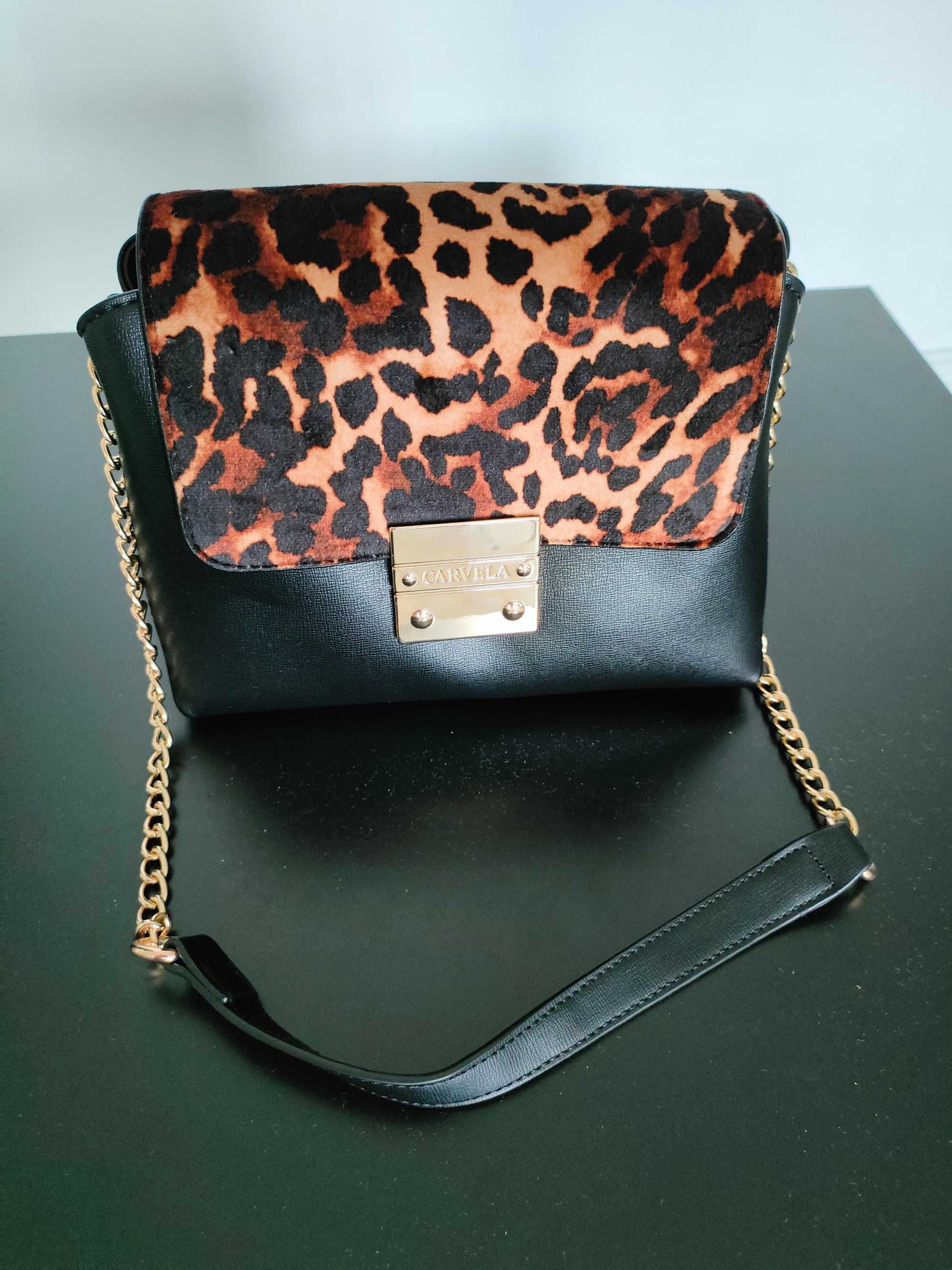 Сумка Carvela x Kurt Geiger Chain Cross Body Bag