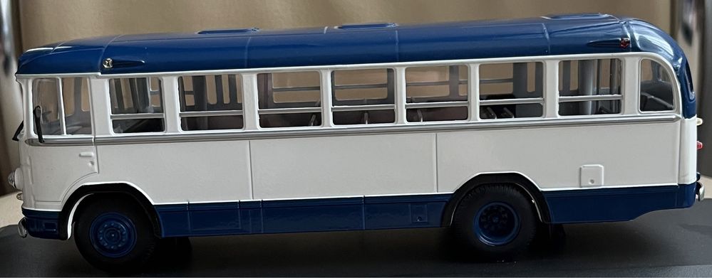 Коллекционный автобус ЛИАЗ - 158 В в масштабе 1/43