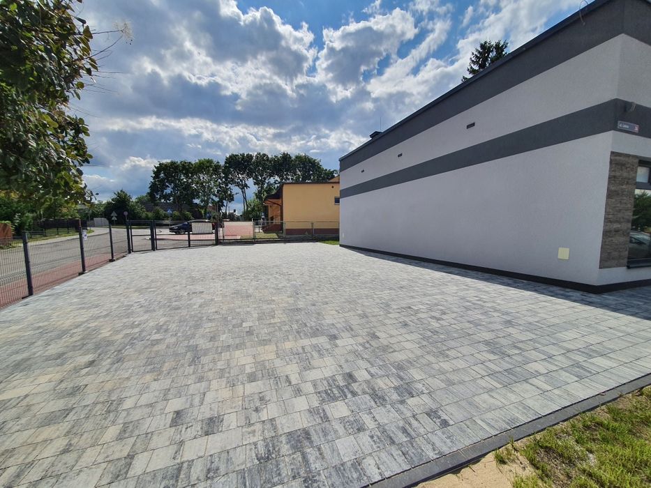 Lokal handlowo usługowy 51m2 dobra lokalizacja