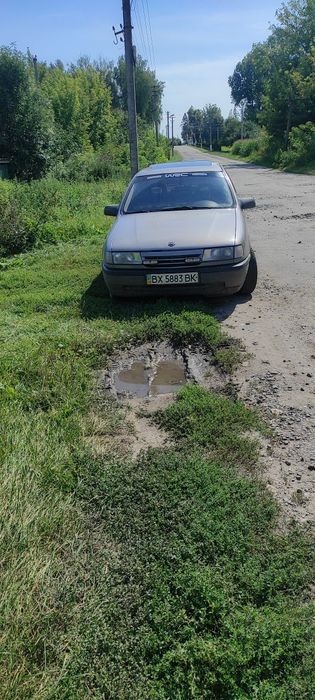 Опель Вектра А 1990 рік