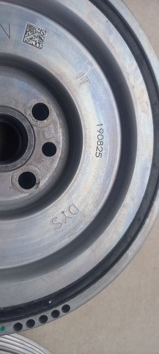 Шків Шкив демпфер колінвалу Man VWT6 Crafter 04l105251