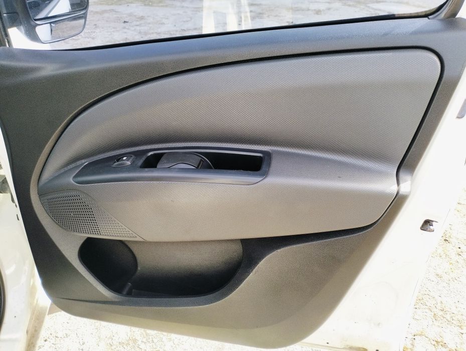 Fiat Doblo  2011