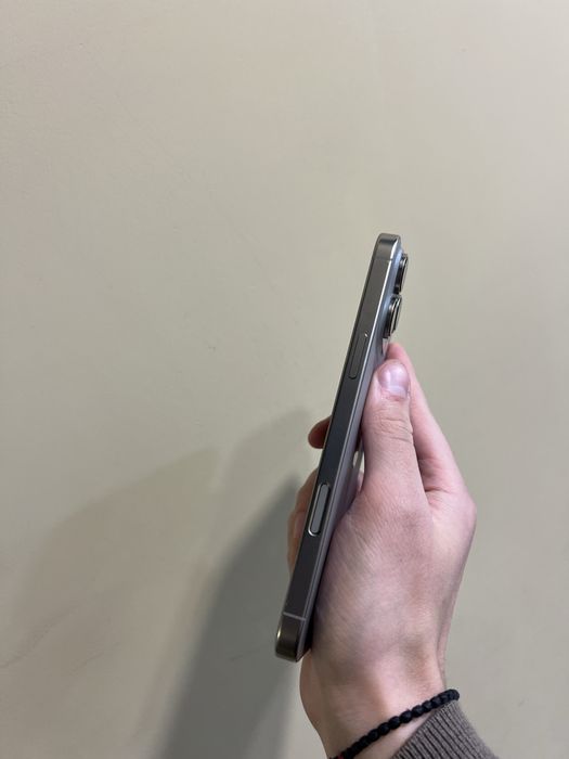 Б/у Iphone 16 Pro Max 512 Natural Titanium ідеальний стан