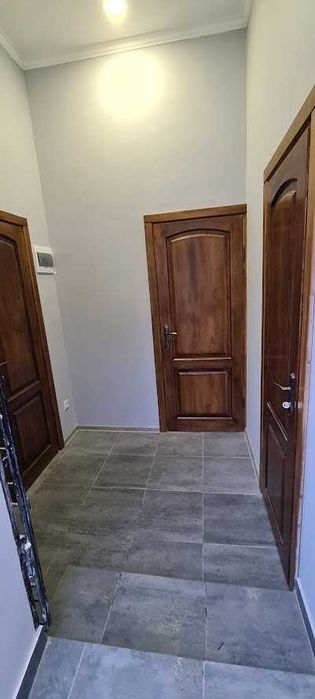 Оренда офісного приміщення в центрі Звягеля — вул. Соборності, 14а