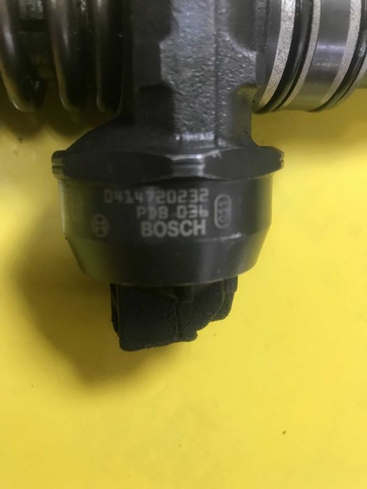 Б/у форсунка BOSCH Volkswagen Caddy 038130073BR-0414720232