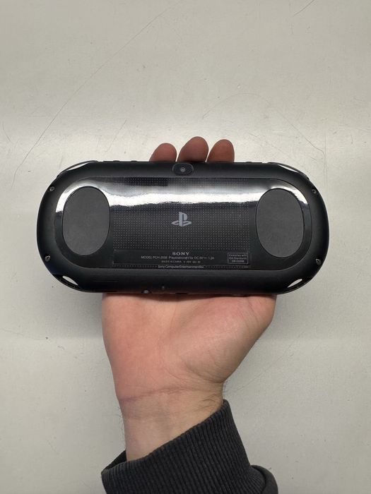 Psvita slim (Desbloqueada, 128Gb) + Carregador (PSP+NDS+Ps1+N64+Psvit)