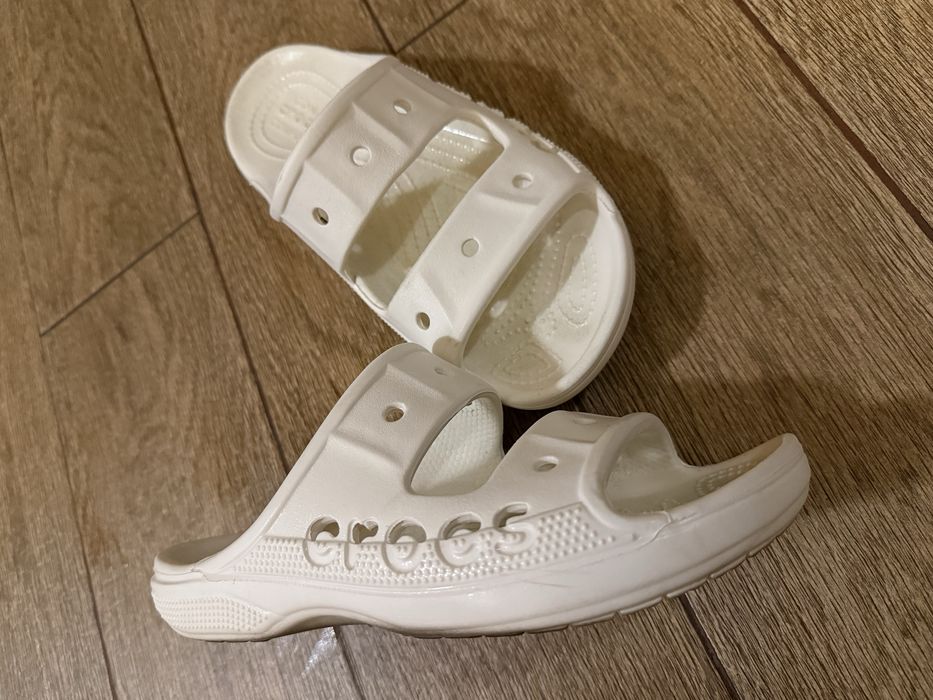 Жіночі crocs ( оригінал)
