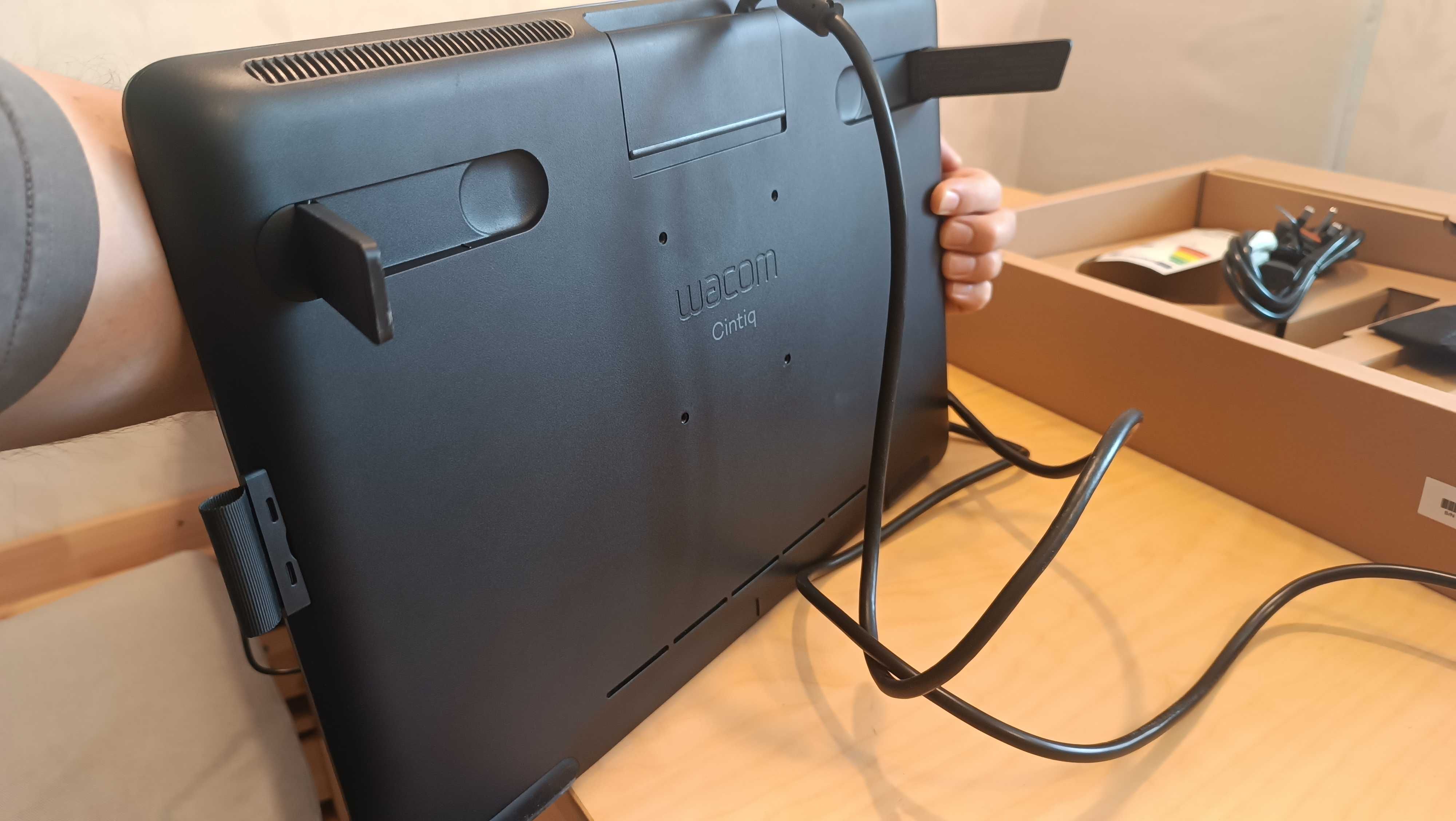 Wacom cintique 16 + remote controller