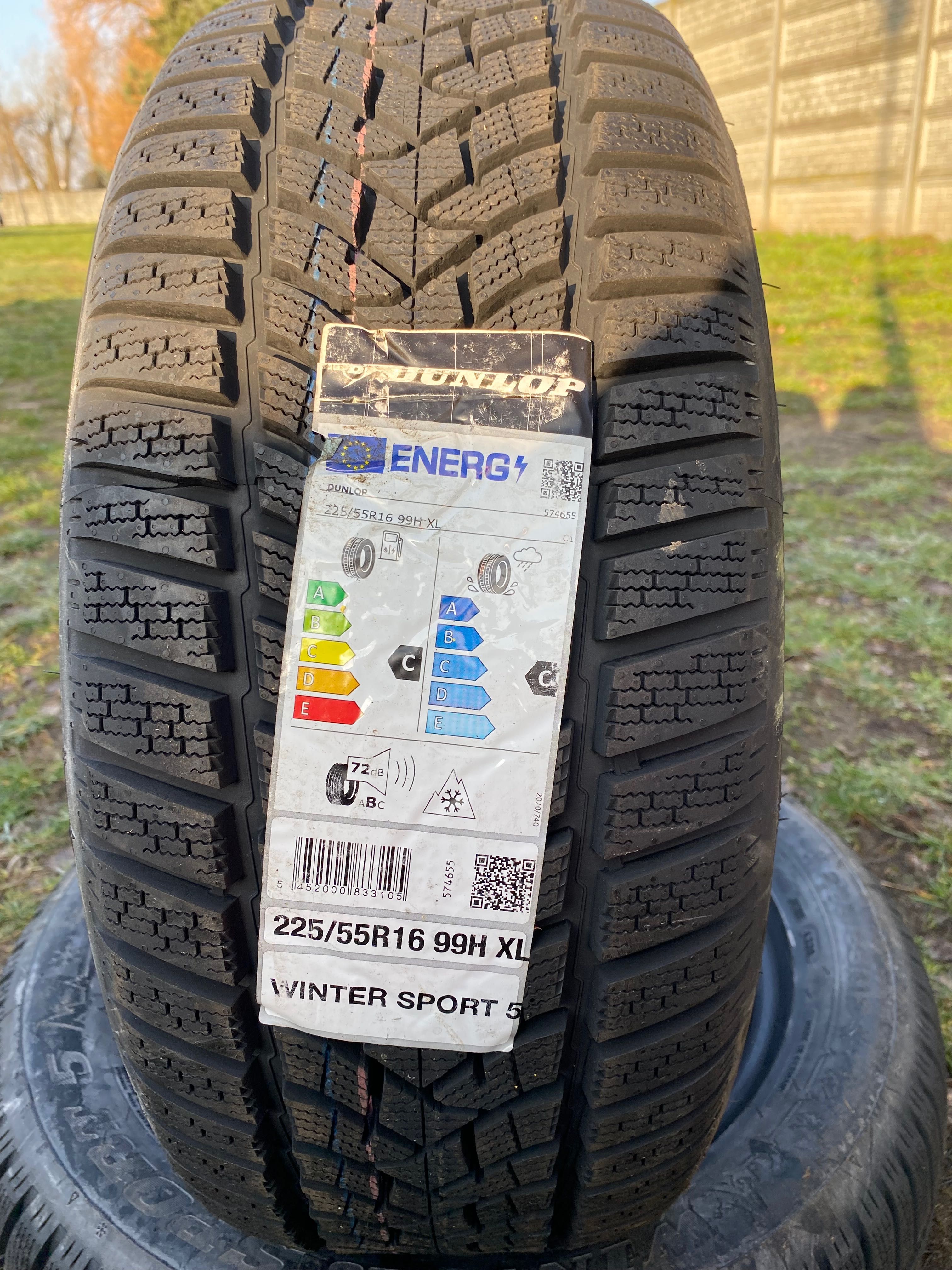 Opony zima 2 szt. 225/55R16 DUNLOP Winter Sport 5 NOWE