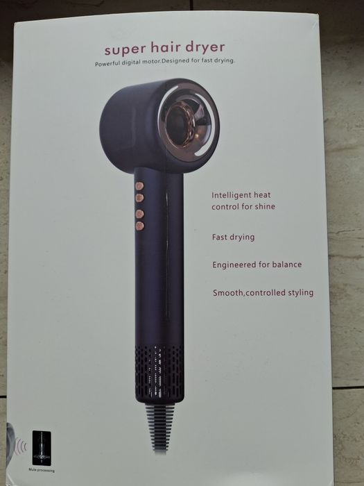 Suszarka do włosów z dyfuzorem wielofunkcyjna