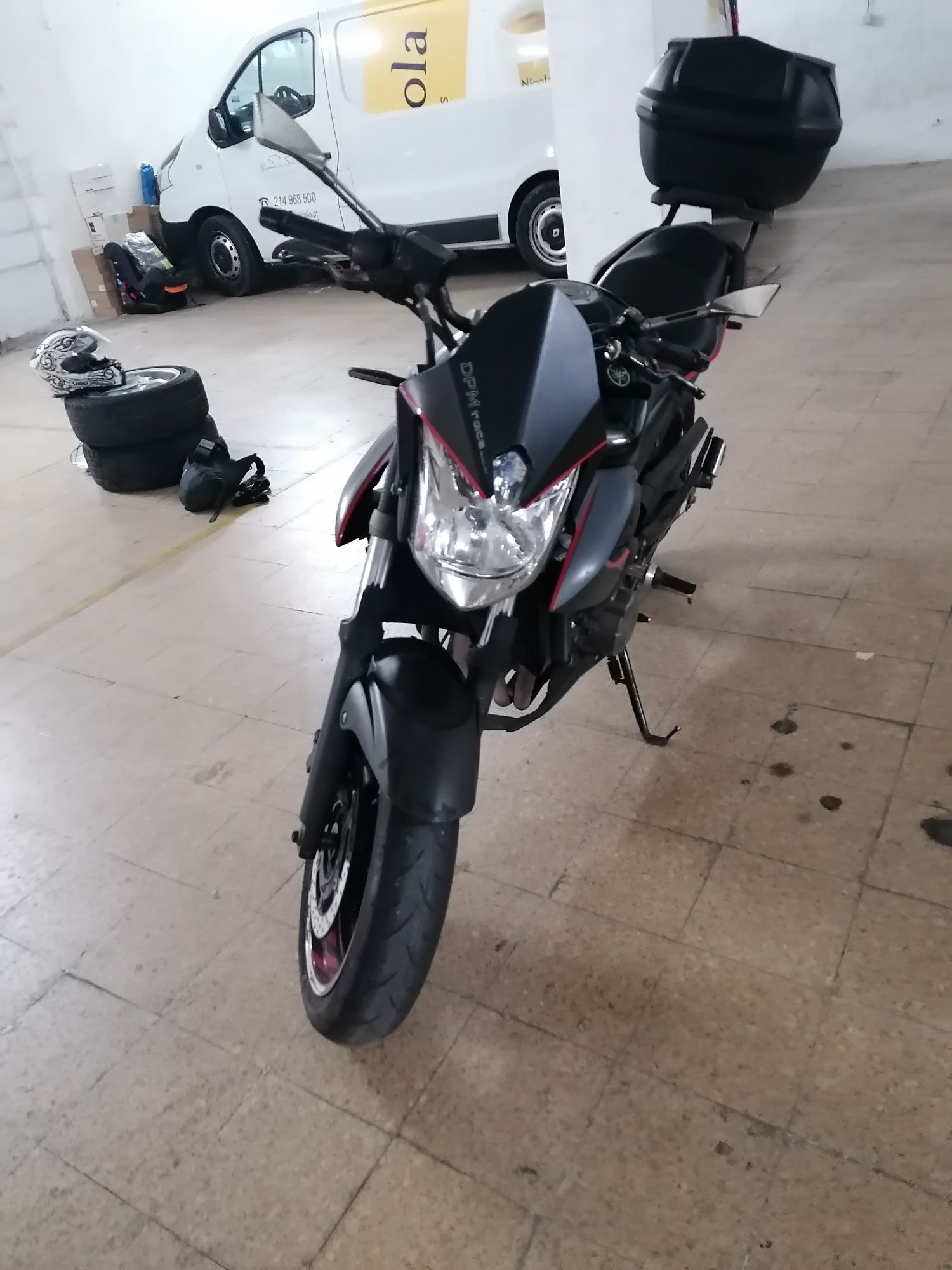 Yamaha XJ6 2010 Akaprovik