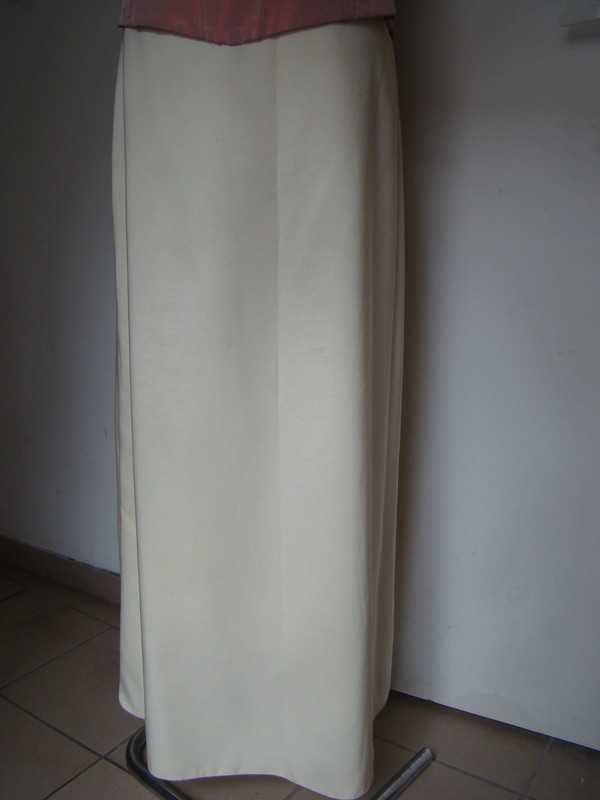 Piekna długa spodnica z tafty na slub lub wesel kolor ekri