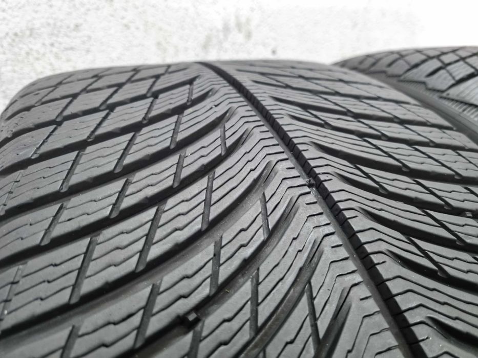 285/45/20 112V Michelin Alpin 5 SUV NEO