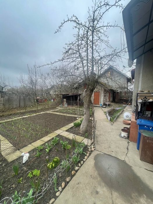 Продаж добротного будинку в м. Галич
