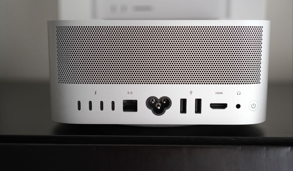 Mac Studio M4 Max como novo