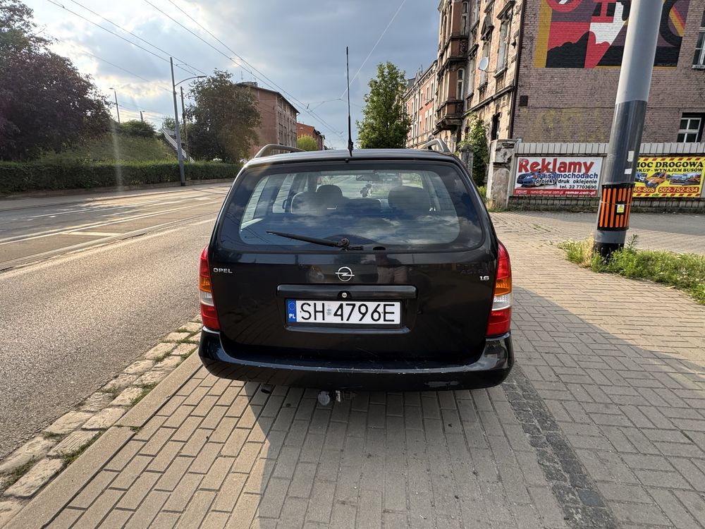 Opel astra 1.6 8v 2001 bez rdzy