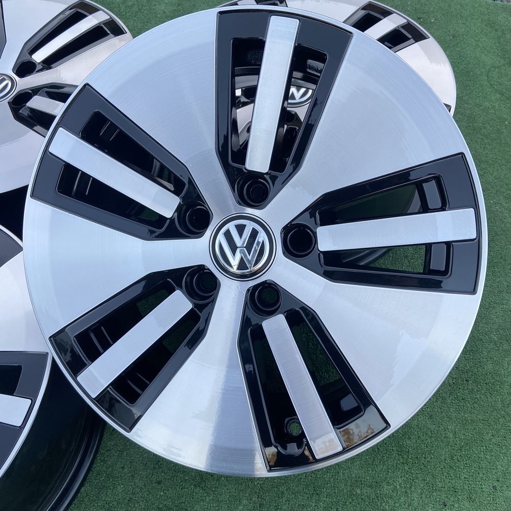 Оригінальні диски 5/112 r16 Volkswagen e-Golf. Ідеальні.