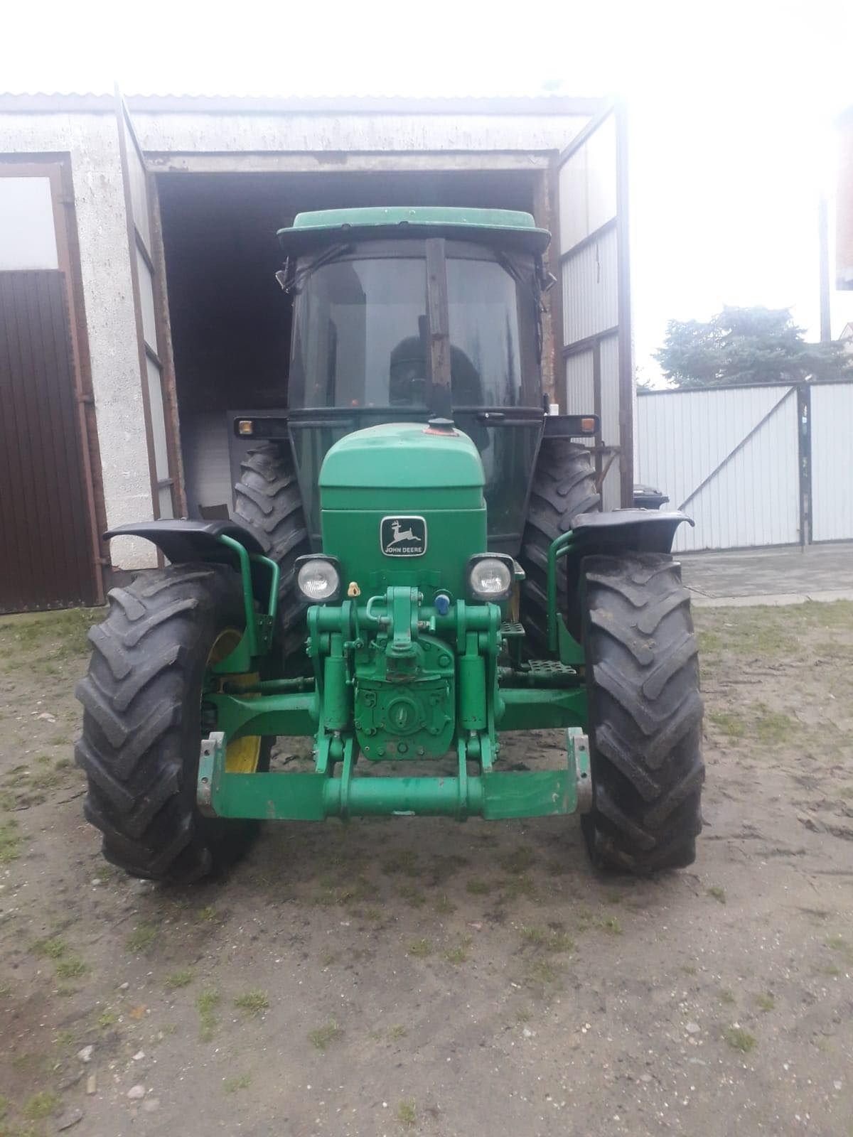 Ciągnik rolniczy Johndeere 2140