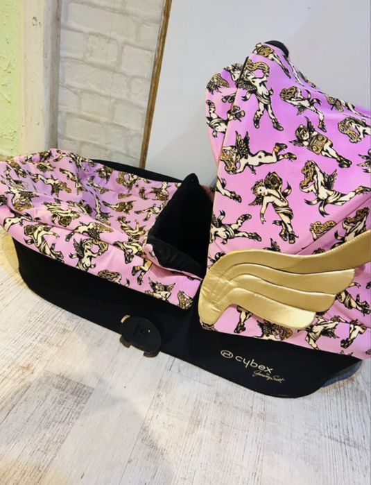 Cybex gondola by Jeremy Scott skrzydła aniołki