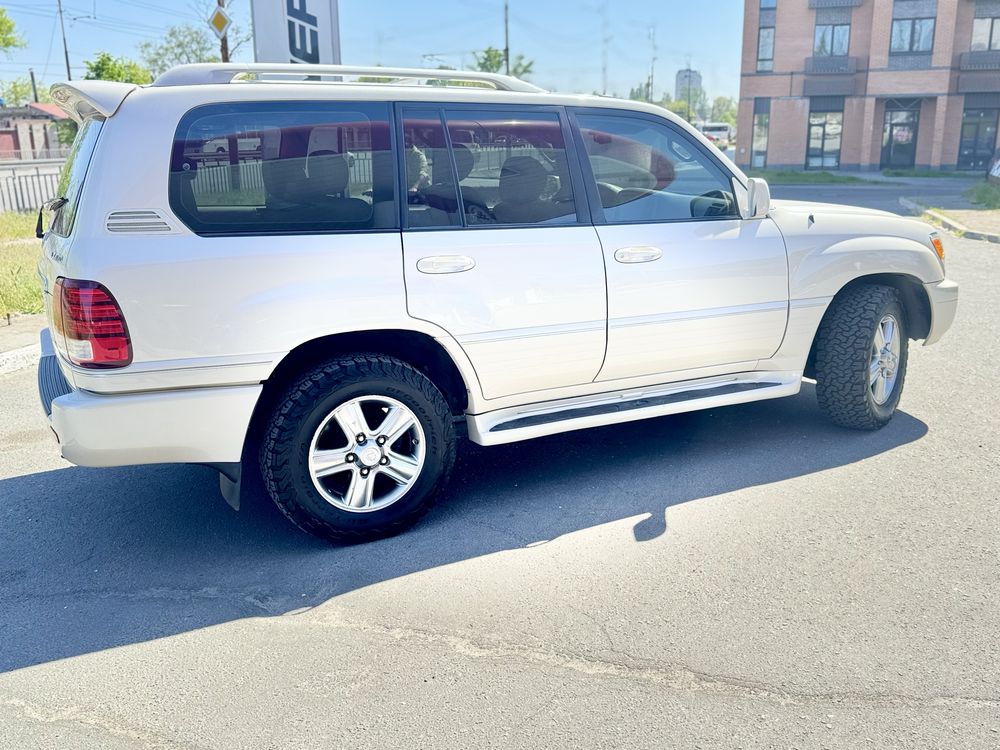 Lexus LX470 ideal