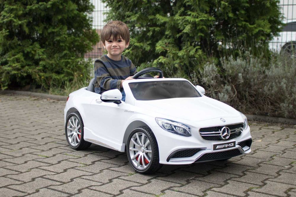 BAWIBUS.PL Auto samochód na akumulator Mercedes S63 AMG samochodzik