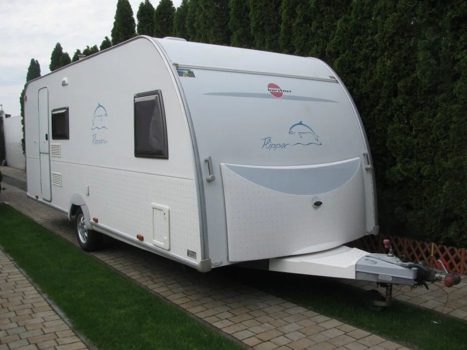 Wynajem całorocznych przyczep kempingowych 4-7os.