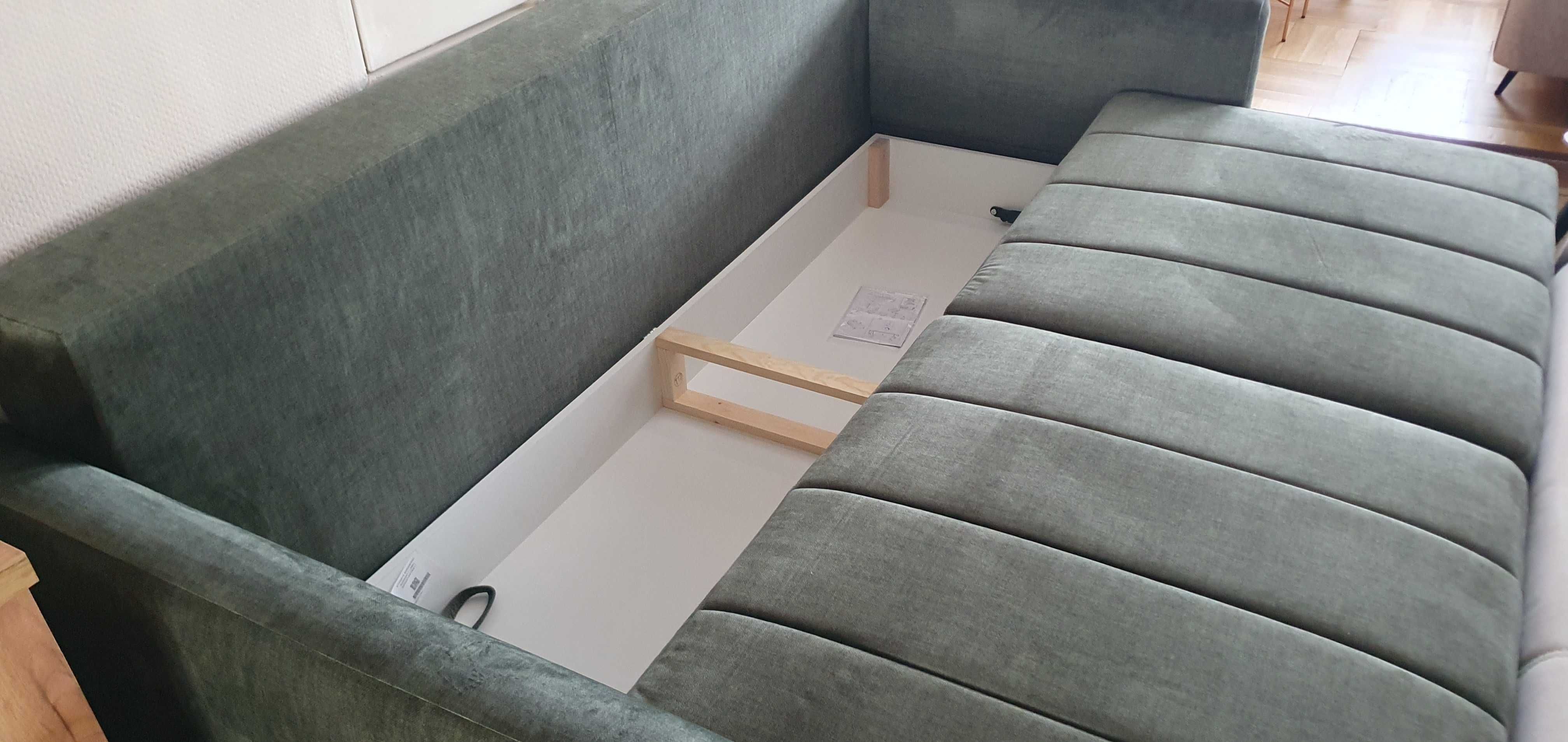 Zielona sofa 225 cm z dużą 160 cm funkcją spania DL i pojemnikiem HUGO