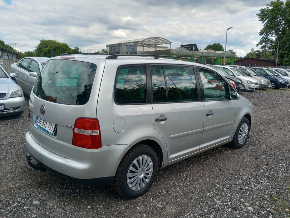 VW Touran 1.9D 105KM 2005r * el szyby klima hak * TORUŃ