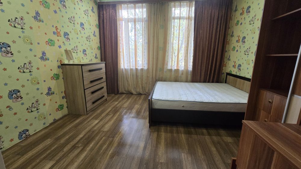 Сдам 2 ком .квартиру на Дзержинке.