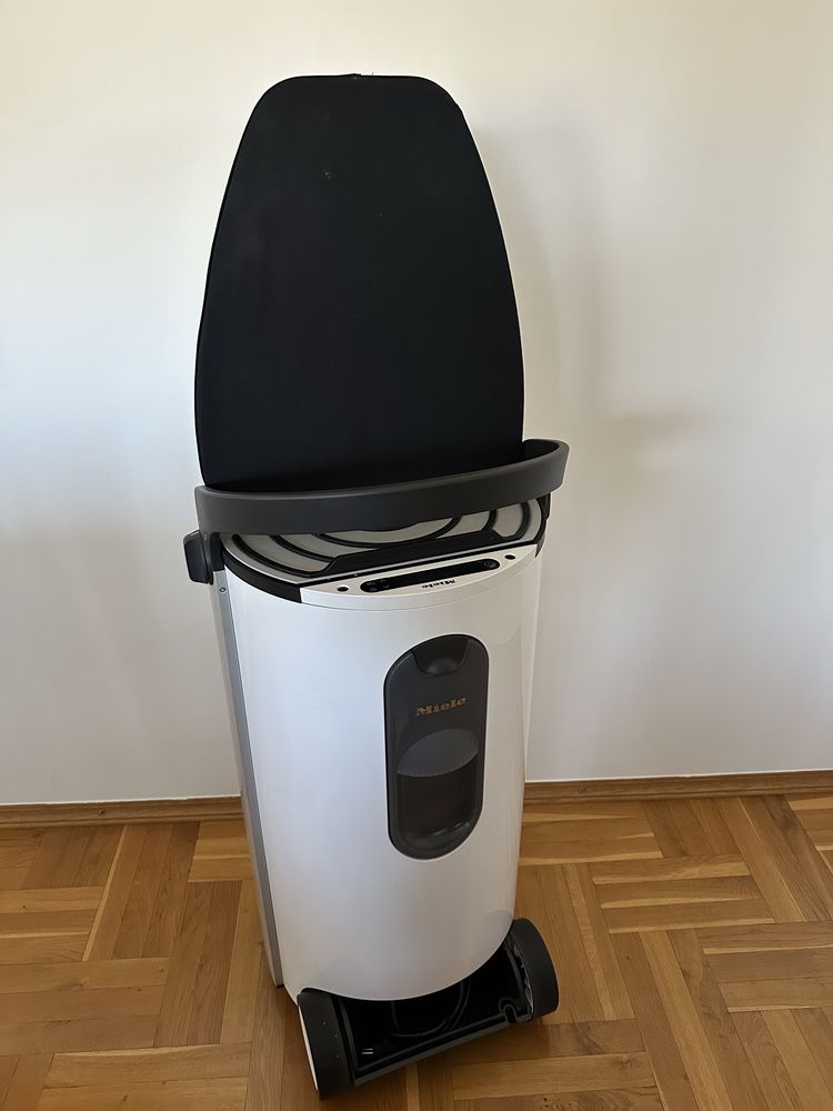 Stacja pary MIELE model B3847