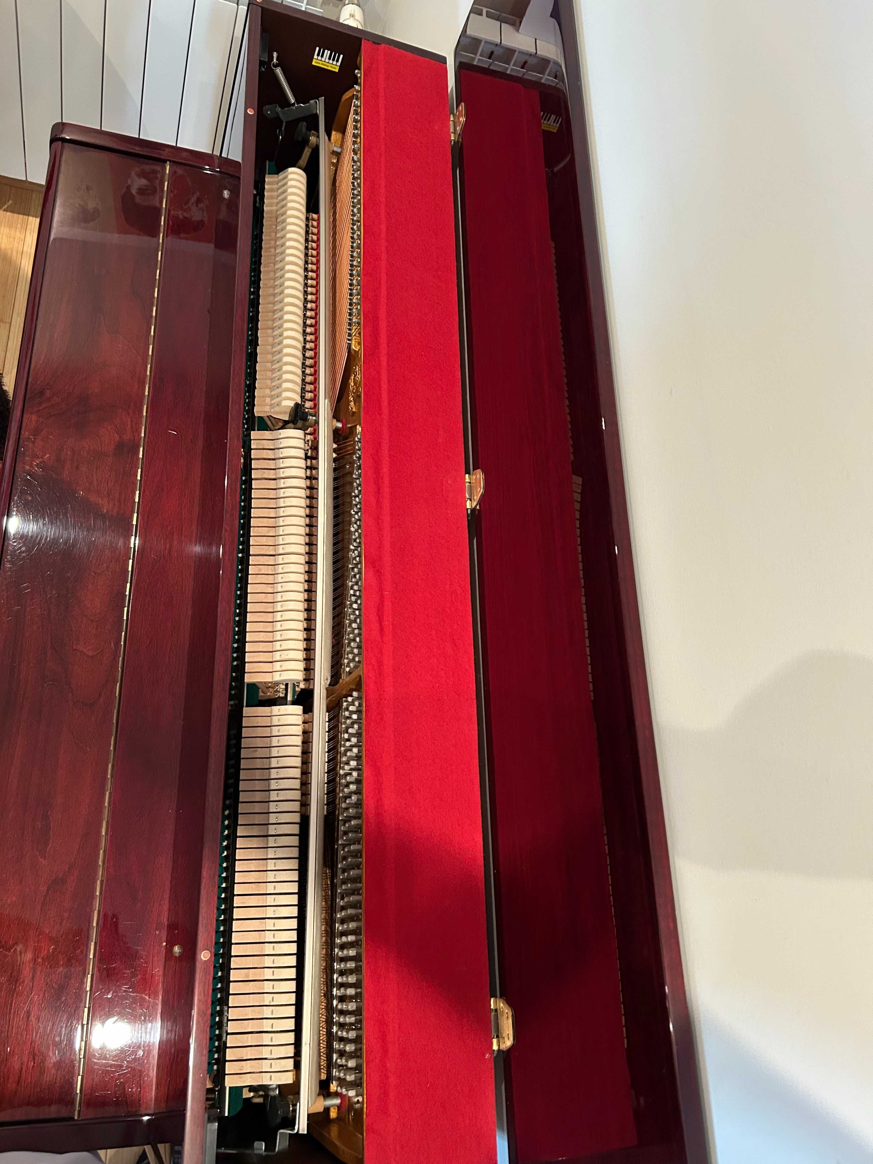Piano Vertical Samick em Excelente Estado – Setúbal
