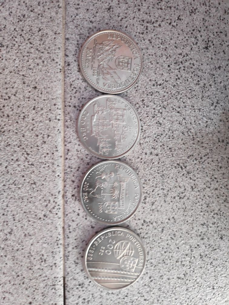 Moedas de coleção e medalha