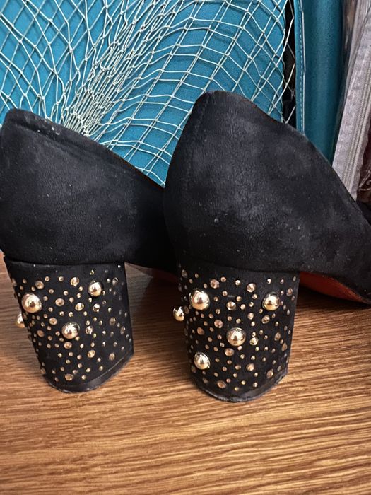 Продам туфлі