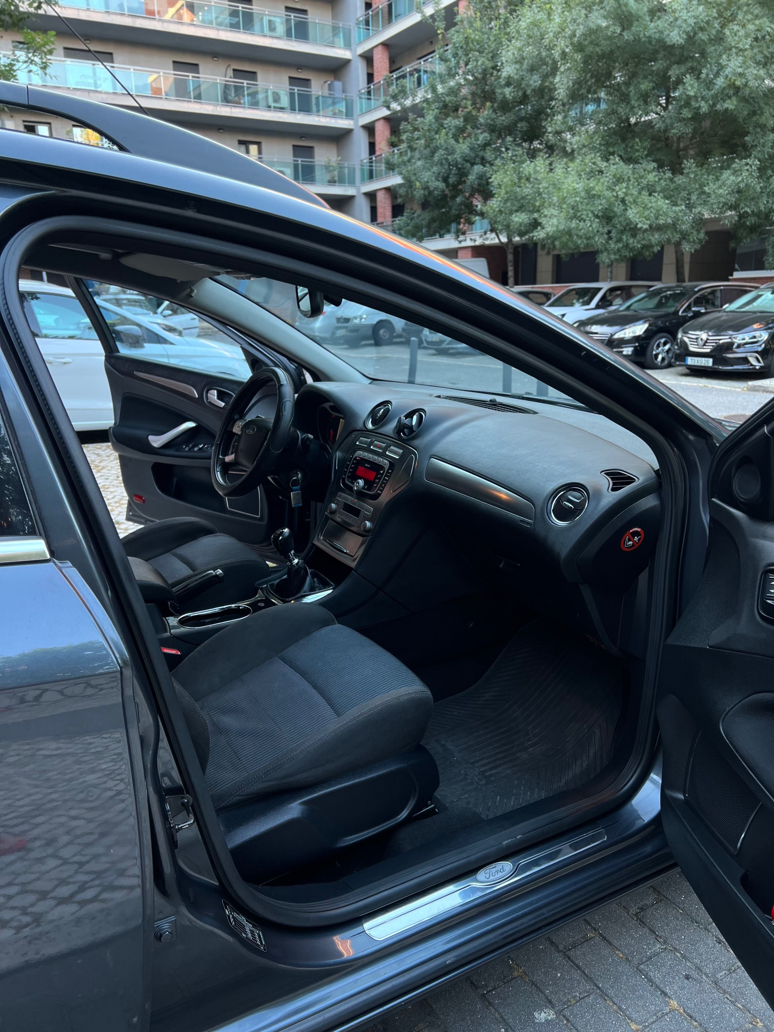 ford mondeo  1.8